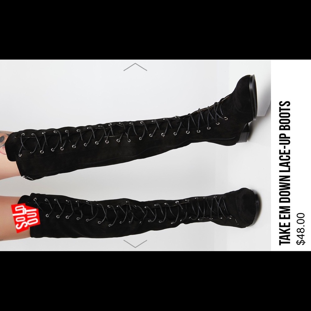 Chase + Chloe Maggy-5 black suede boots